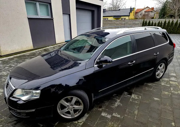 volkswagen passat Volkswagen Passat cena 17900 przebieg: 220000, rok produkcji 2009 z Radom